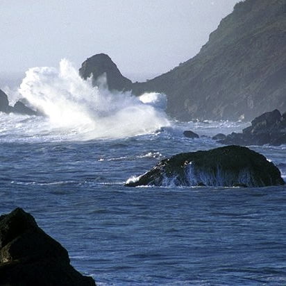 closest airport to crescent city, ca